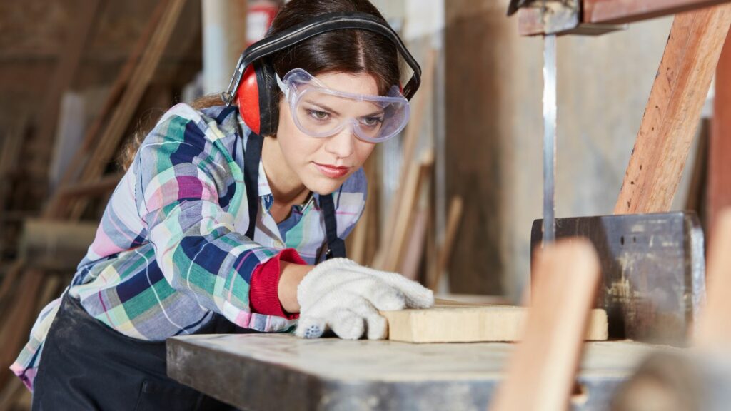 woodworking safety tips